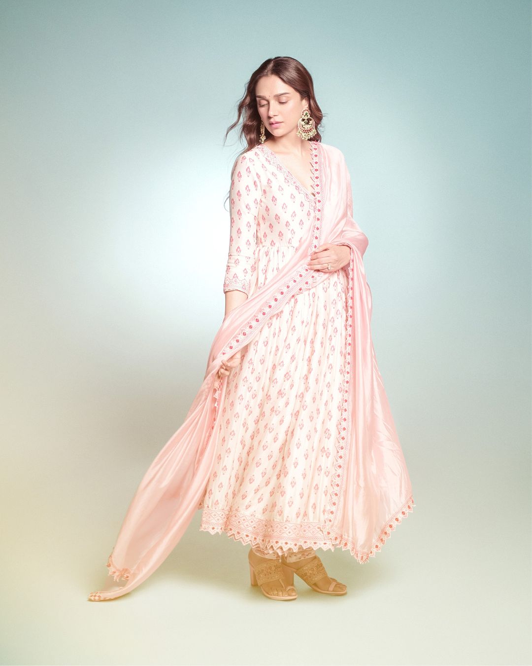 Aditi Rao Hydari in Punit Balana